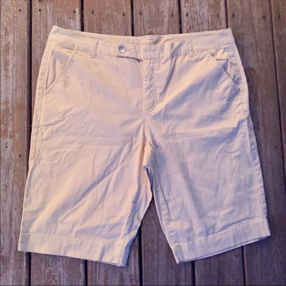 Cute tan 18 woman shorts